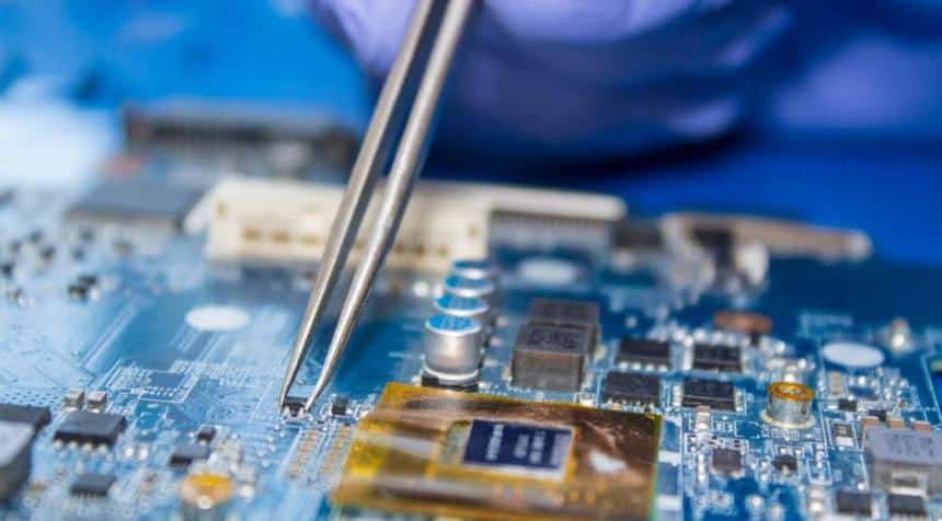 Reparación microelectrónica